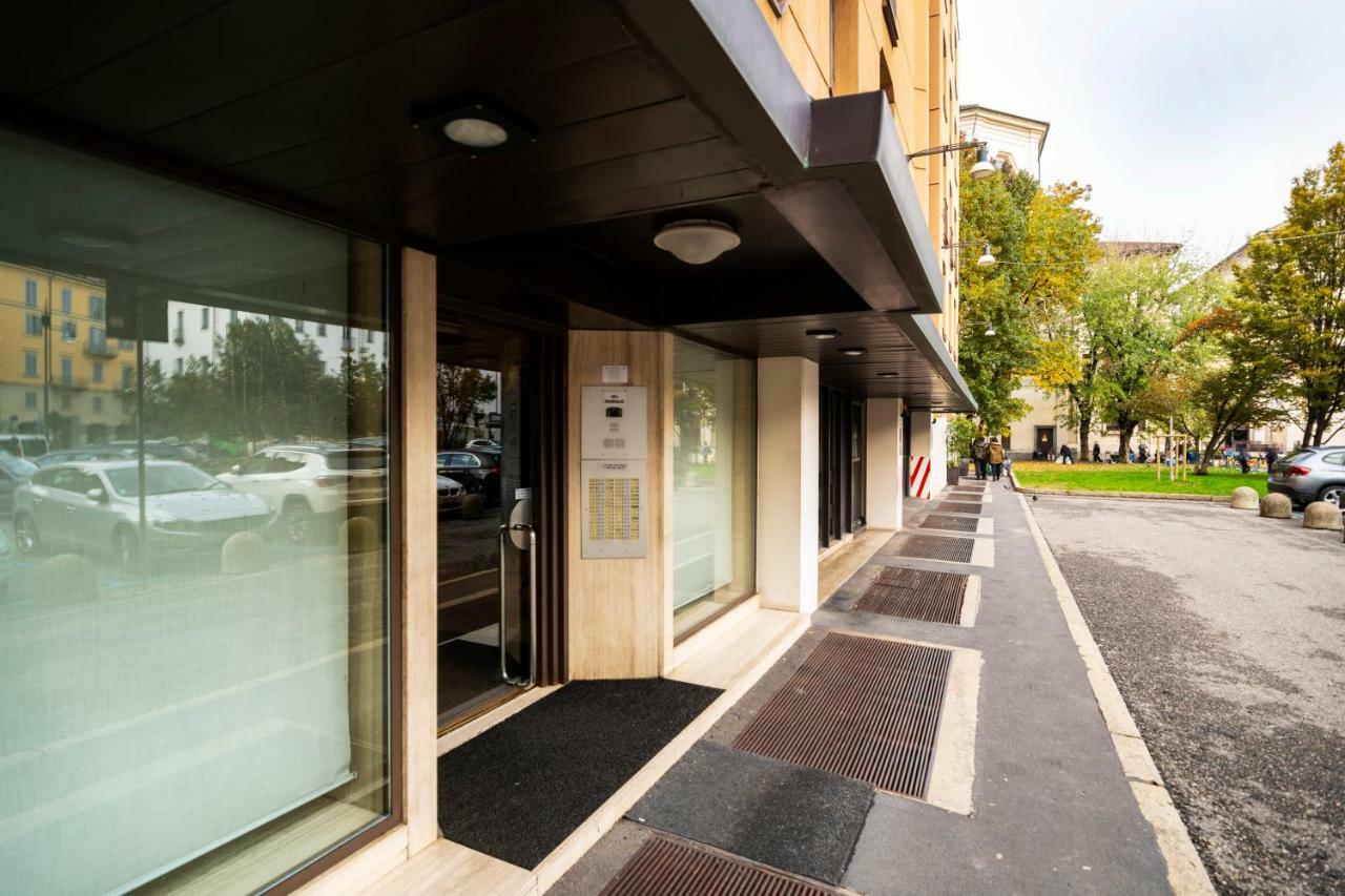 Santo Stefano Luxury Apartment Milán Exteriér fotografie